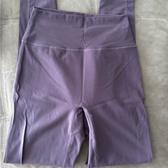 Smoked cherry Buffbunny legacy leggings - Picture 3 of 5